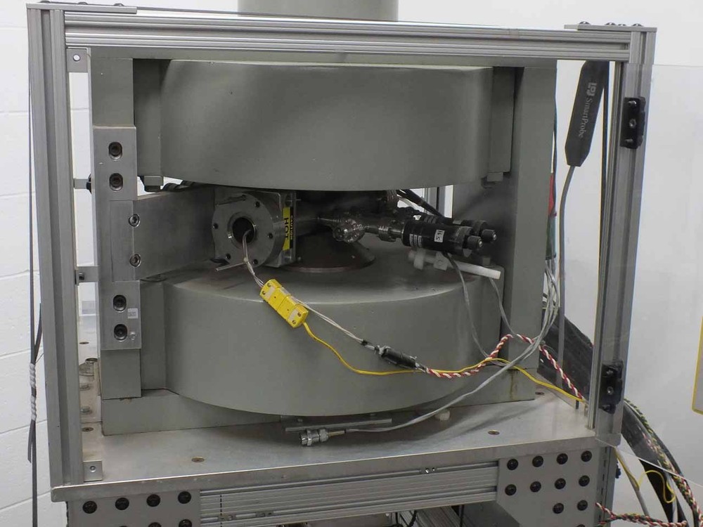 6007 LDJ Electronics Electromagnet Magnetometer with CF Conflat Vacuum Assembly