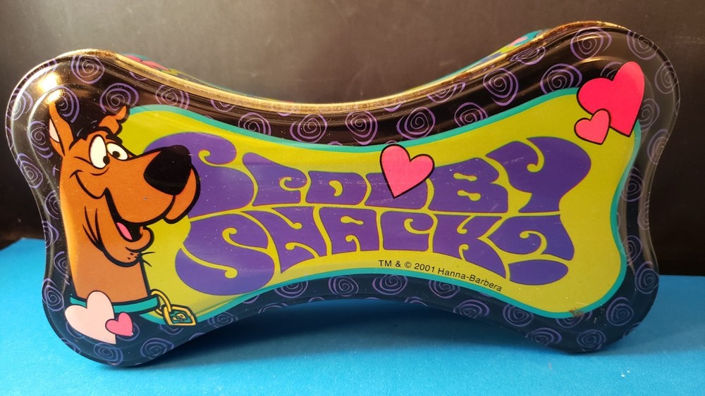 Empty SNOOBY SNACKS Bone Shaped TIN  2001  for Storage, Collections CARTOON  Doo