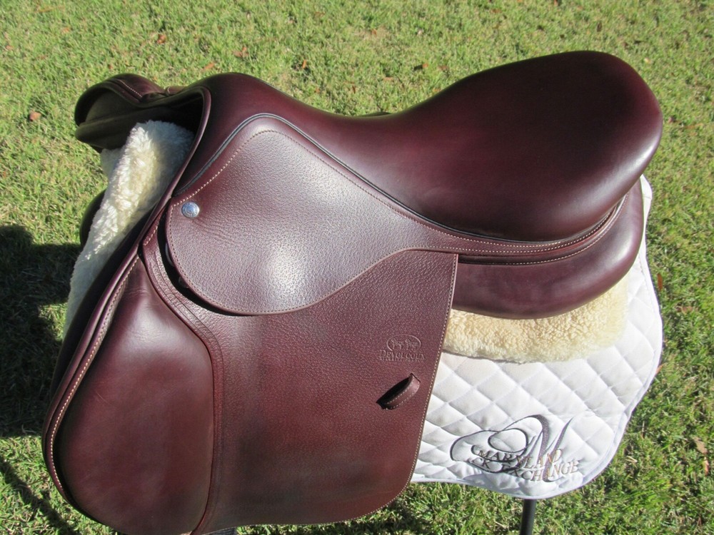 18" DEVOUCOUX BIARRITZ S close contact jumping saddle-2A FLAPS-2017 MODEL
