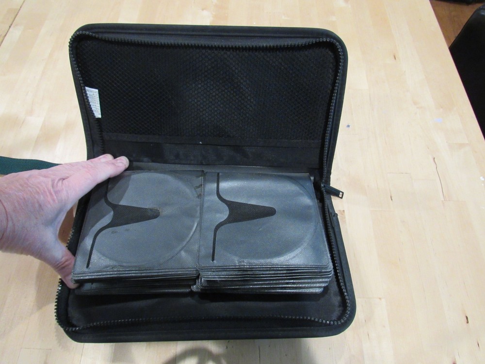 Mediatote CD soft case holds 48