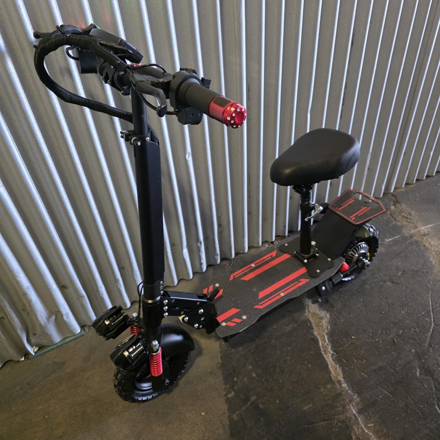 Foldable Electric Scooter 1200W 48V 18Ah 30MPH 40Mi 11in Off Road Adult