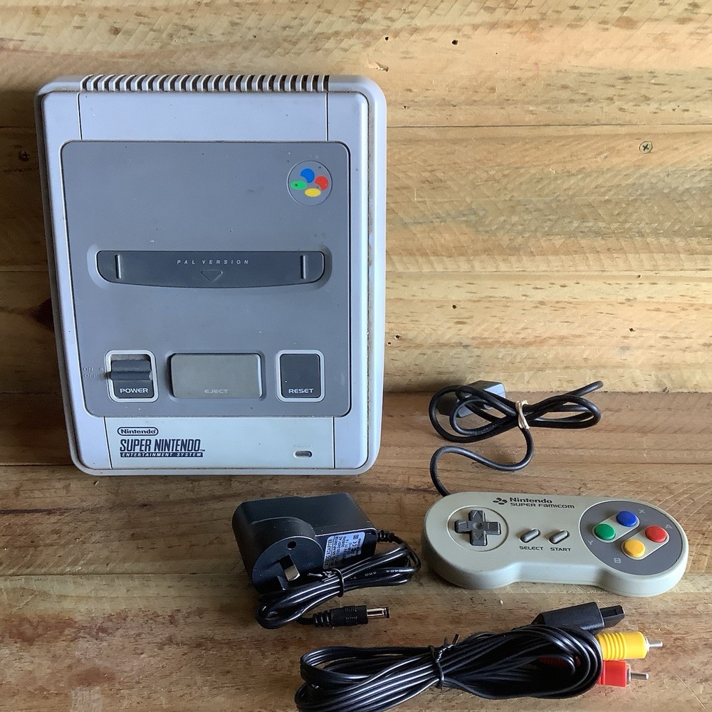 SUPER NINTENDO SNES CONSOLE TESTED & WORKING POWER SUPPLY TV AV CABLE CONTROLLER