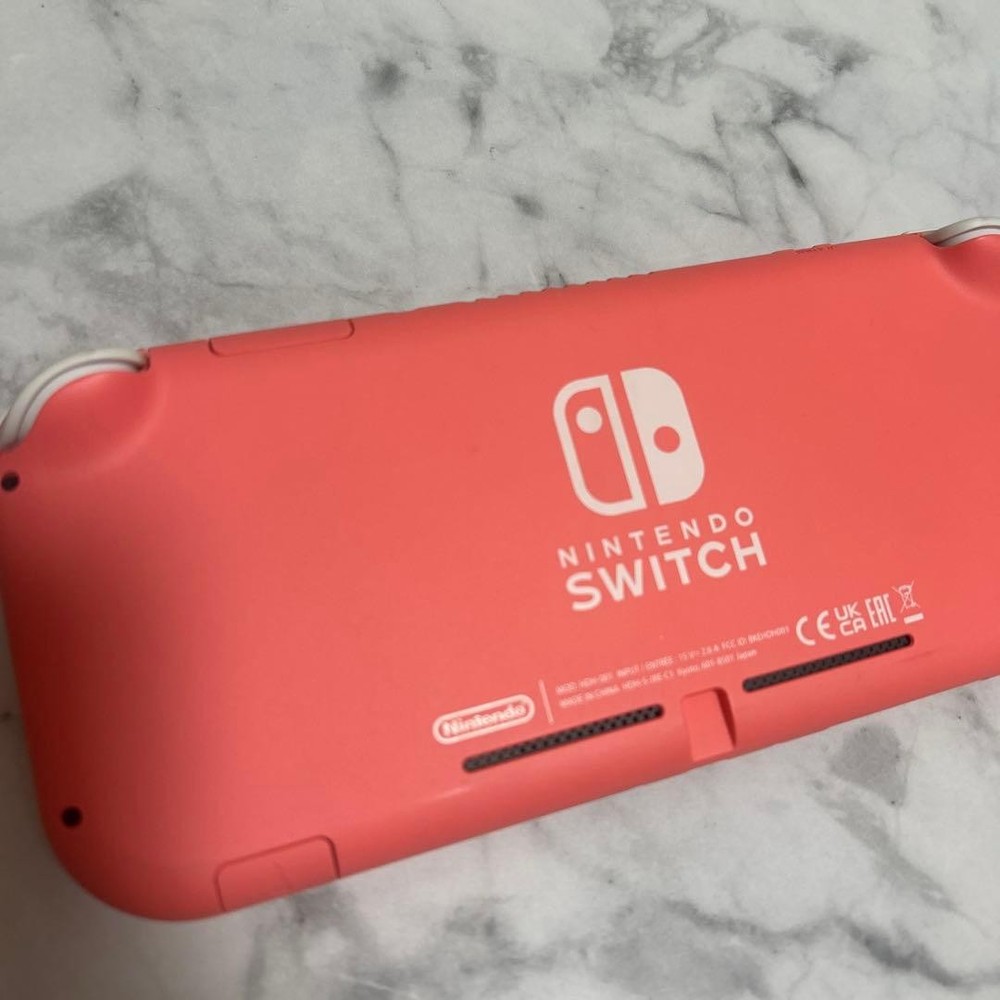 Nintendo Switch Lite Pink Console