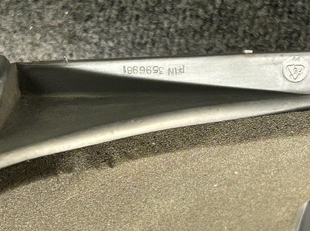 INTERNATIONAL 3596981 KICK/DASH PANEL