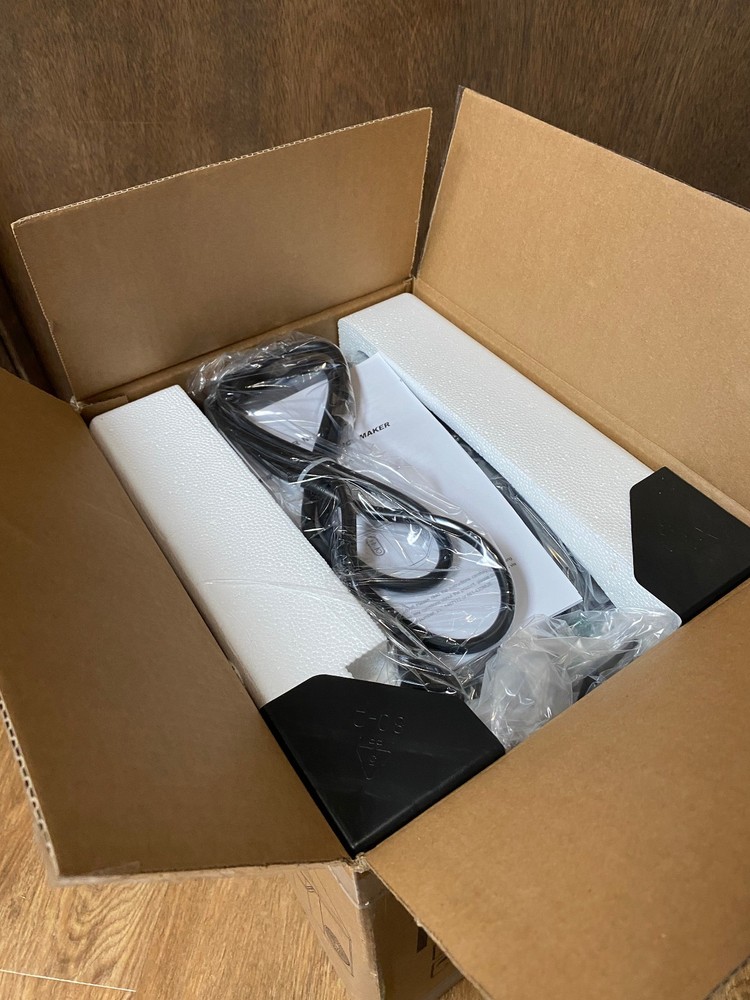 Nugget Countertop Ice Maker Z5815NB