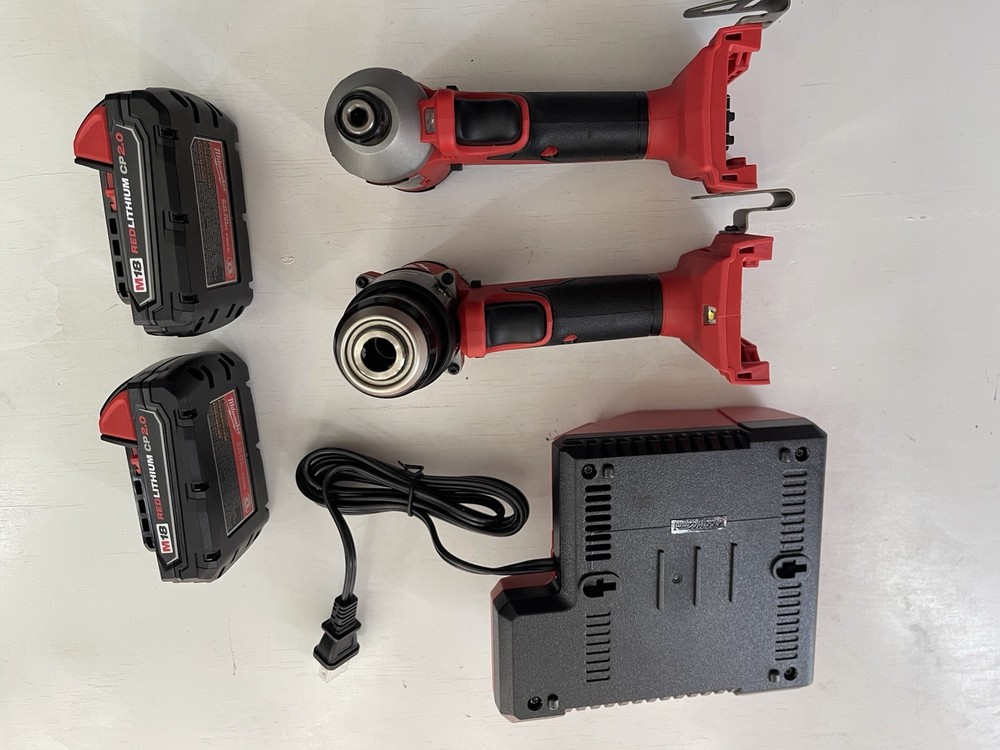 Milwaukee Cordless M18 Impact Drill/driver Kit