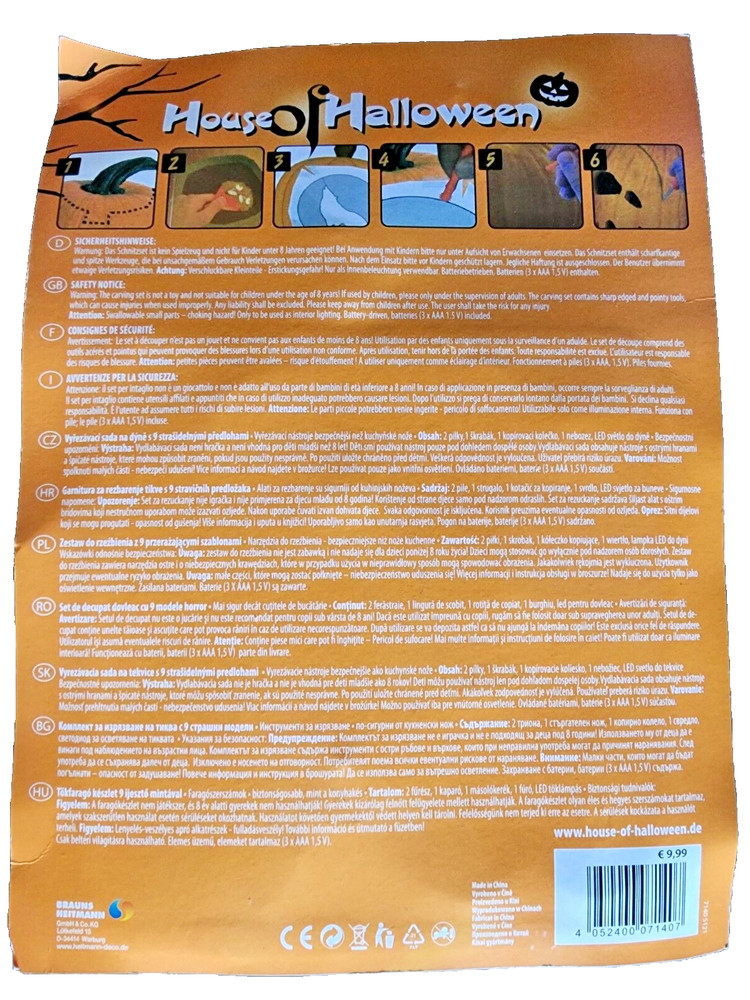 Halloween Pumpkin Carving Kit, Includes Five Tools (NEW)