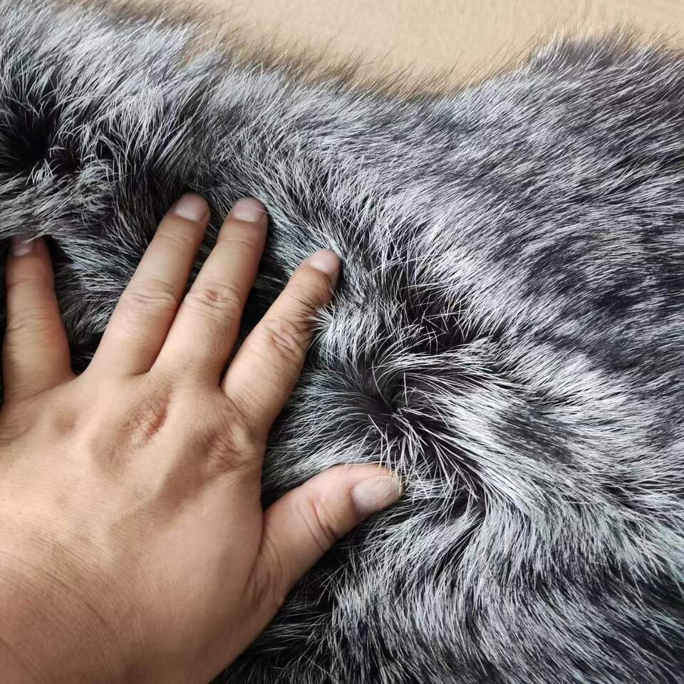 100% Natural Silver Fox Skin Hides Tanned Real Fur Pelt Leather Decor 39-47 inch