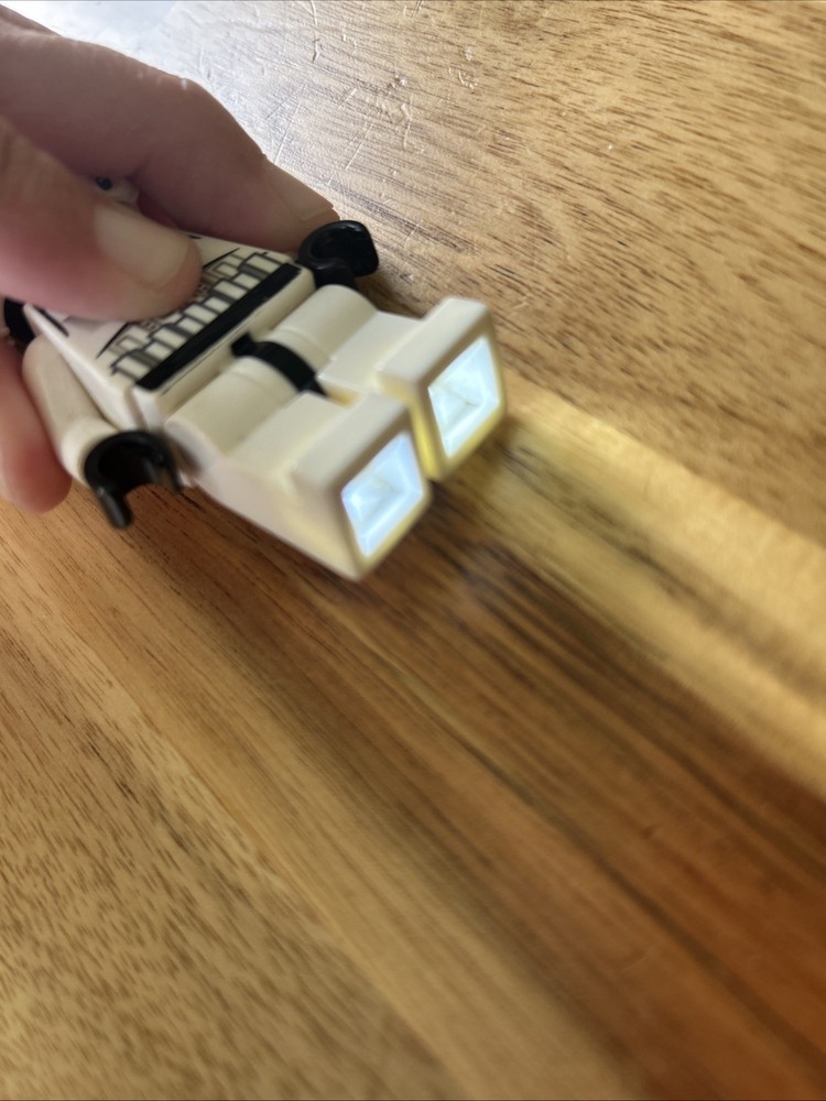 (2) LEGO® LED Key Lights - First Order Pilot, Stormtrooper - WORKS!