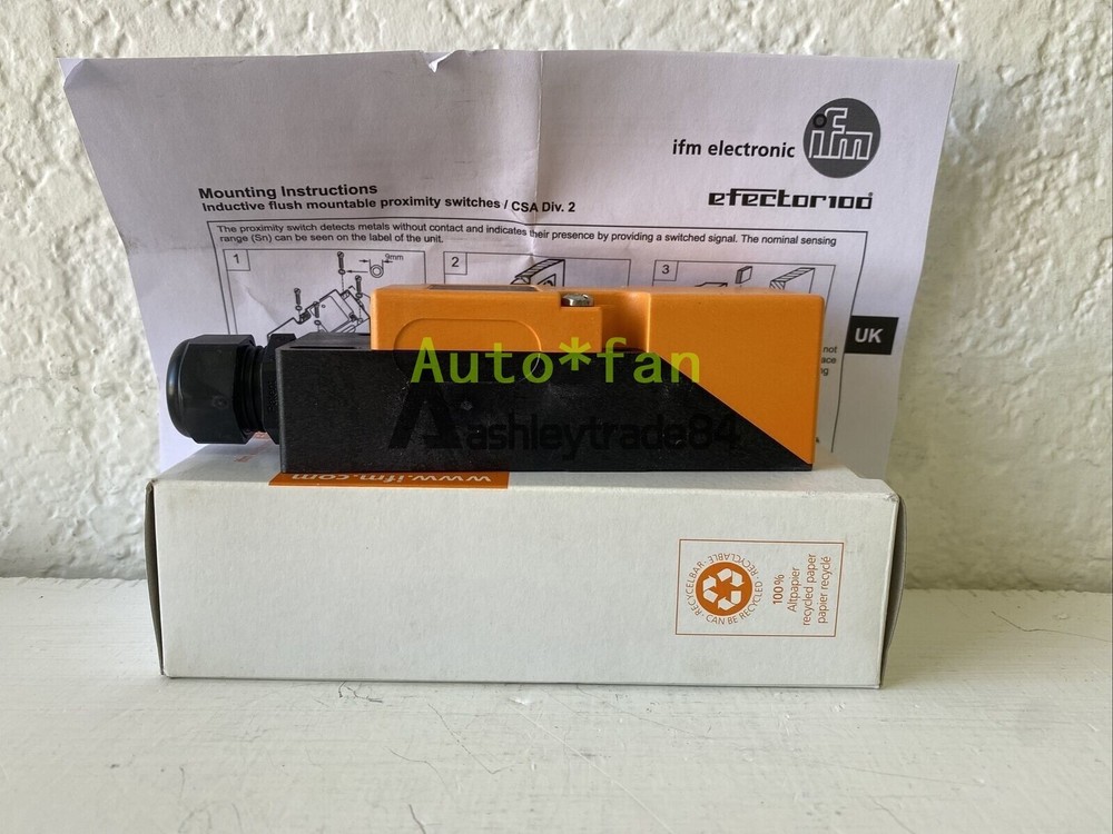 1PCS New   IM0020 Inductive Proximity Sensor