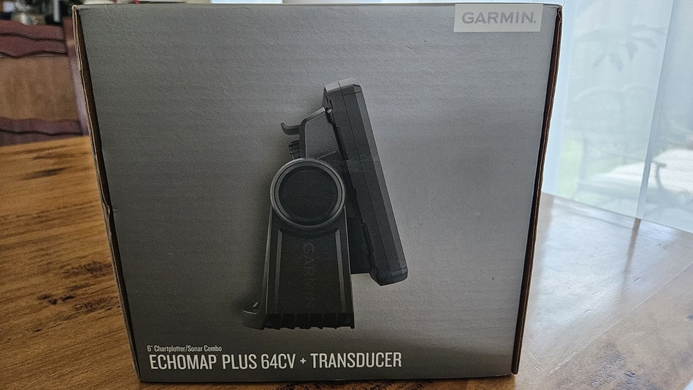 Garmin Echomap Plus 64CV + Transducer, Chartplotter MFD, GPS with mount NIB