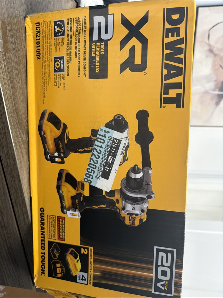 DEWALT DCK2101QQ2 HAMMER DRILL / IMPACT DRIVER COMBO KIT