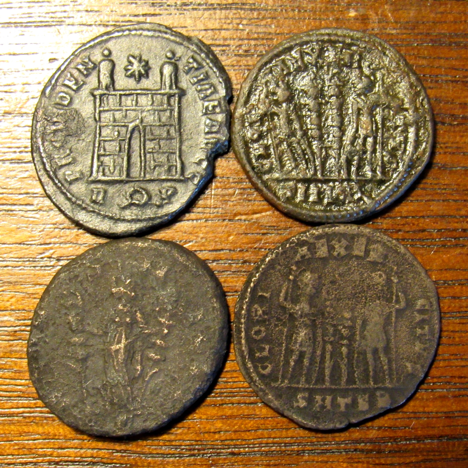 4 ANCIENT ROMAN COINS, 268-337 AD ~ CLAUDIUS II & CONSTANTINE, NICE & ORIGINAL