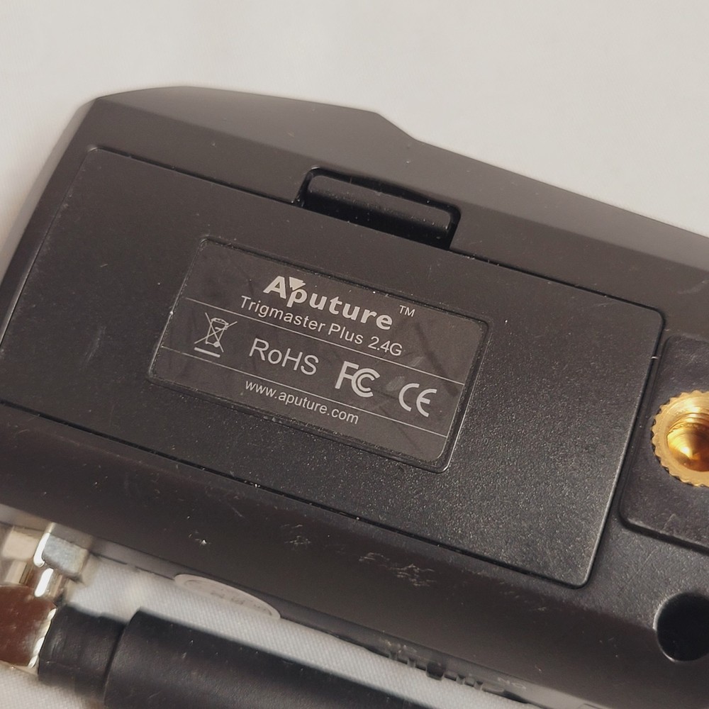 Aputure Trigmaster Plus Smart Sensing Transceiver Wireless Remote Control Cannon