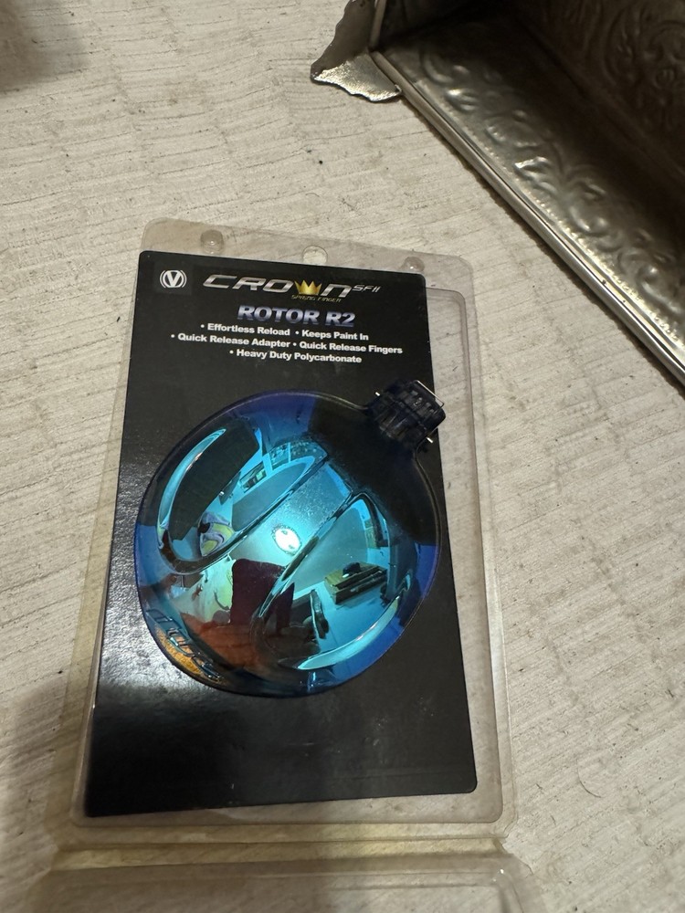 R2 DYE Rotor Hopper Lid