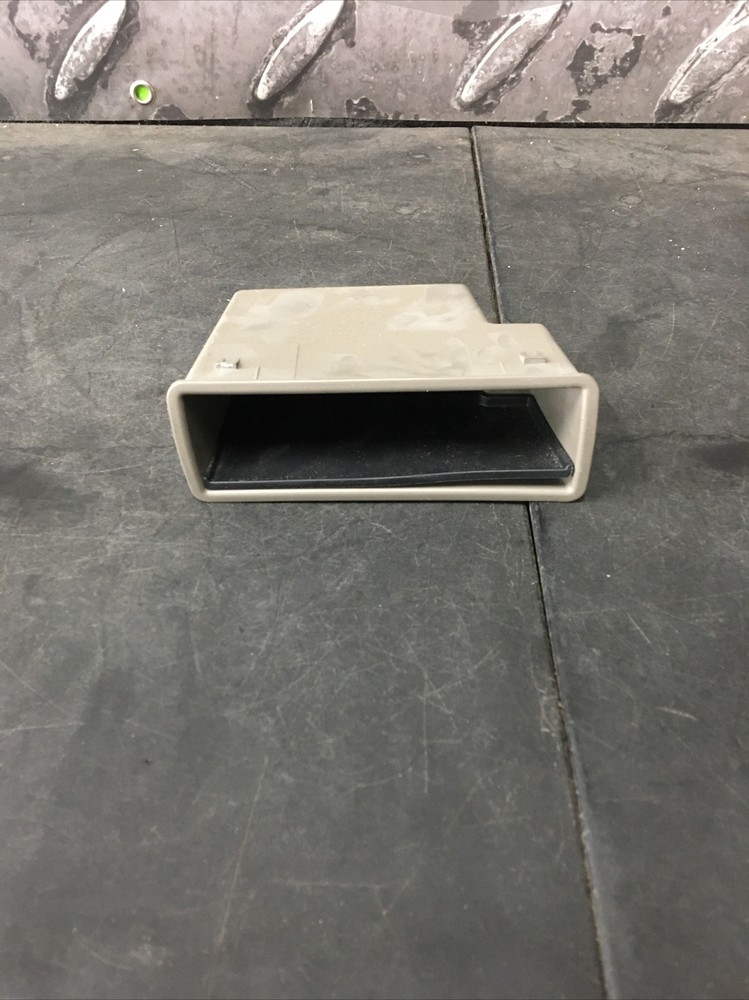 07 Grand Cherokee Dash Cubby Storage Bin