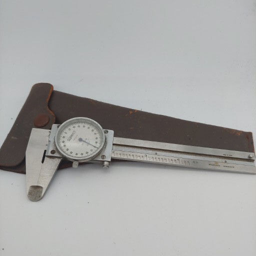Summit Precision Dial Caliper Stainless Hardened 0-4" Range.        M