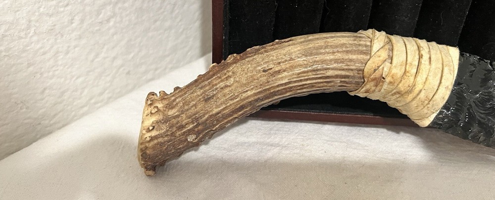 Obsidian Knife-Primitive