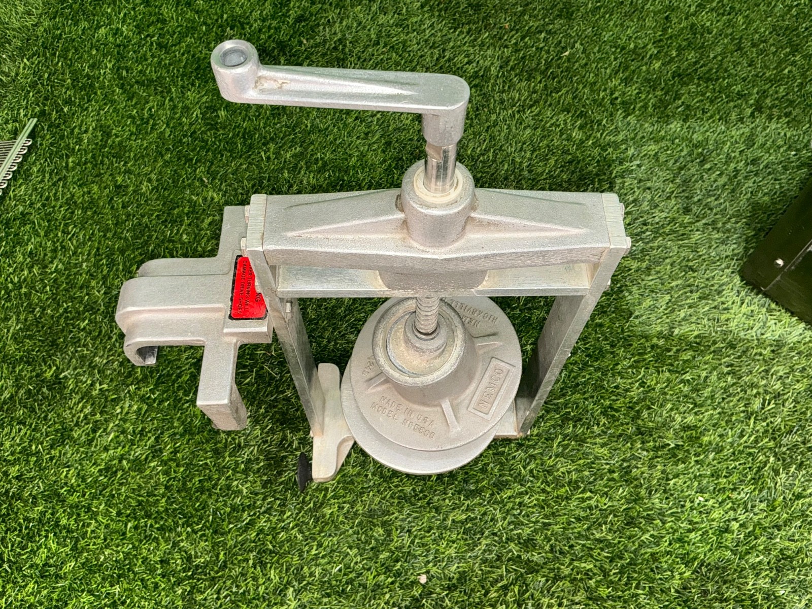 Nemco 55800 Easy Tuna Press Can Drainer N55800 Counter Clamp Aluminum 2033 7C