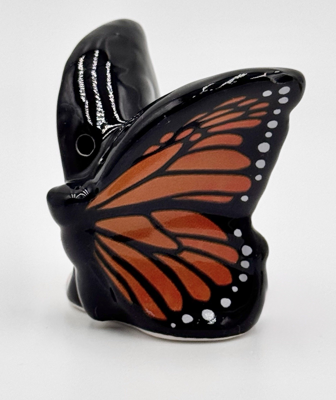 Cracker Barrel Mini Monarch Butterfly And Caterpillar Salt & Pepper Shakers NEW