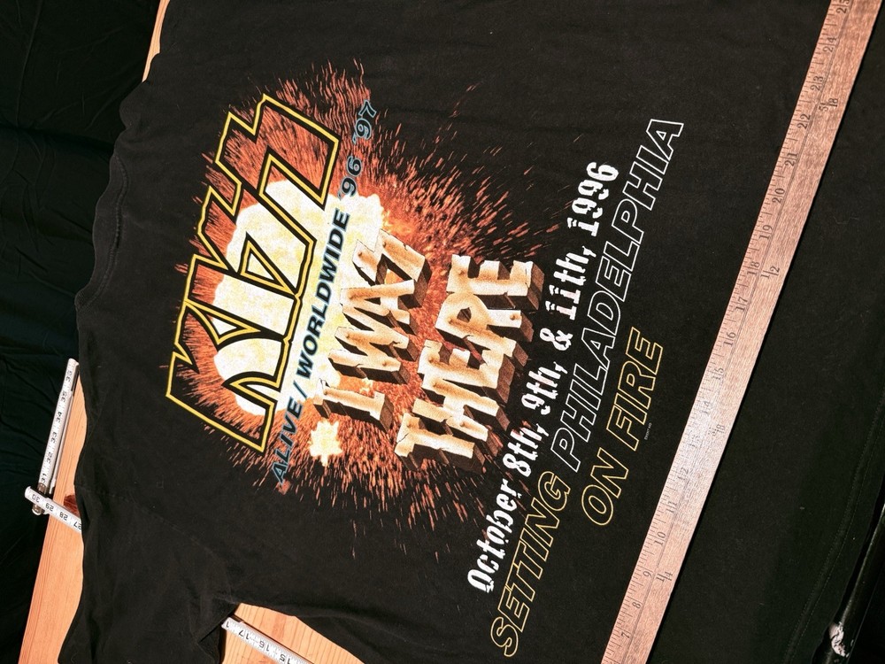 Vintage ‘96 KISS Alive Worldwide - Philadelphia Tour T-shirt, Black, Size XL