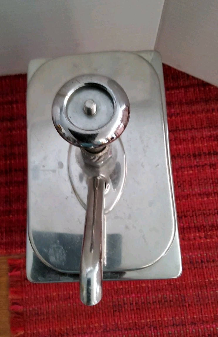 1950'S Drugstore Ice Cream Shop Soda Fountain Syrup. 3 Complete, 2 Bases