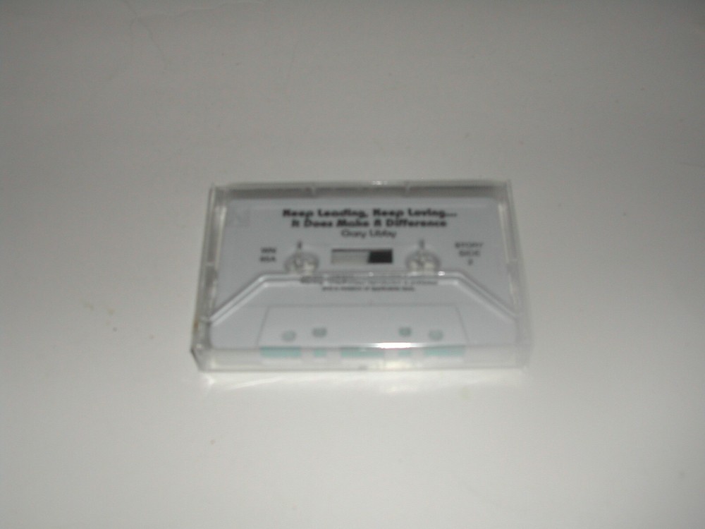 AMWAY   TAPE wn85A  STORY keep leading,keep loving it does make a difference