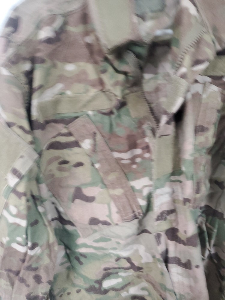 Small Regular US ARMY ISSUE MULTICAM - FLAME RESISTANT New No Tags jacket top