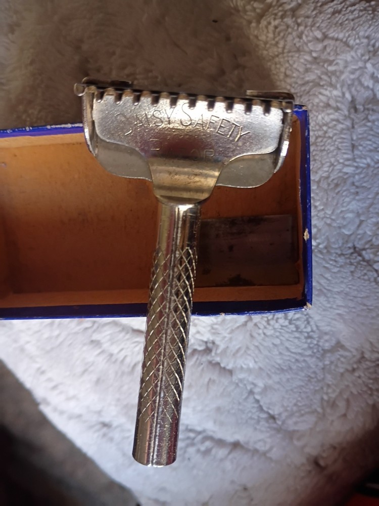 Daisy Safety Razor JS203