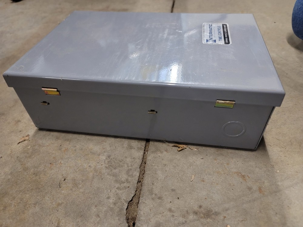 Intermatic T7801b Electromechanical Timer, 7 Day, 4 Poles AS-IS Untested