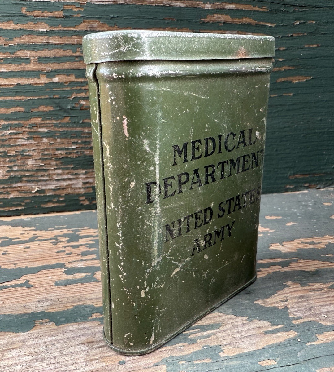US Army Medical Department Metal First Aid Tin Military Surplus Box Pocket Tin