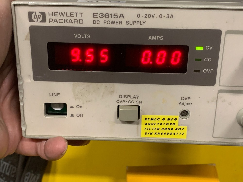 HP E3615A DC Power Supply - TESTED