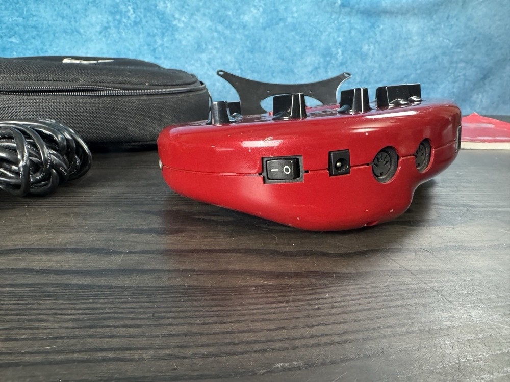 Line 6 POD 2.0 Guitar Effects Processor W/ Case, Fb4 Floor Switch, Power Adapter