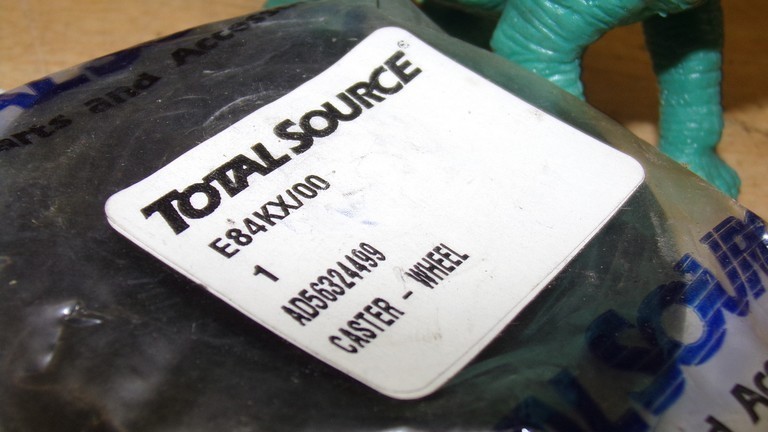 NEW Total Source E83KX/00, AD56324499, Caster Wheel *Free Shipping*