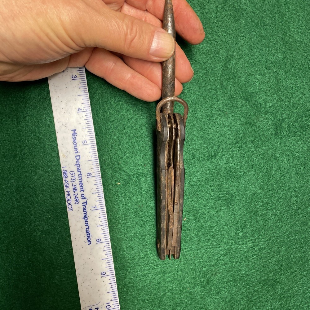 WW2 British Pocket Knife Sheffield "AS Is".