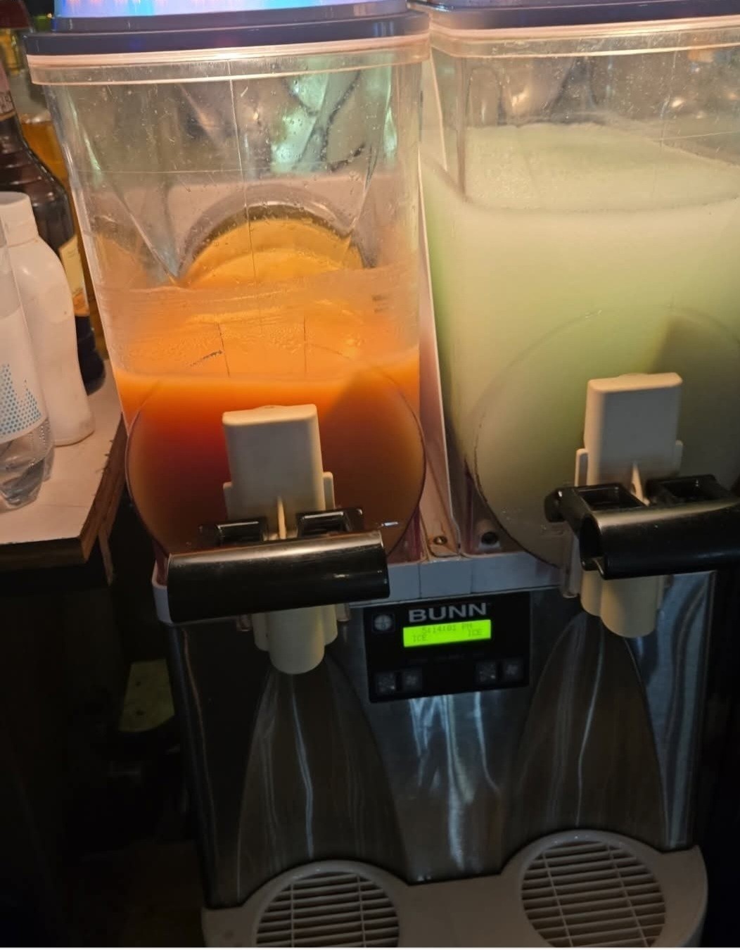 BUNN Ultra-2 Commercial Frozen Drink & Slush Machine 2 Hopper-Works Great!!
