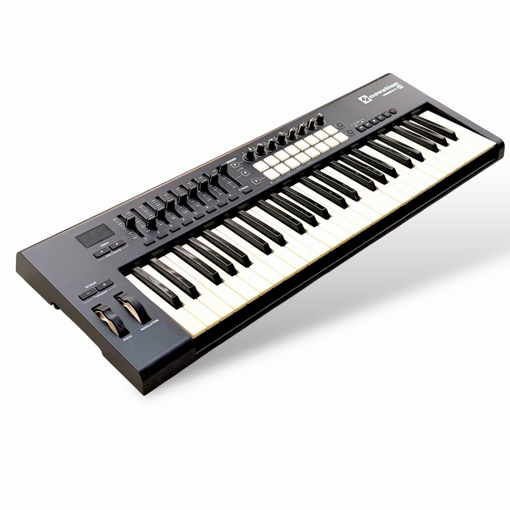 Novation Launchkey 49 MK2 USB Midi Keyboard Controller (Black) Used