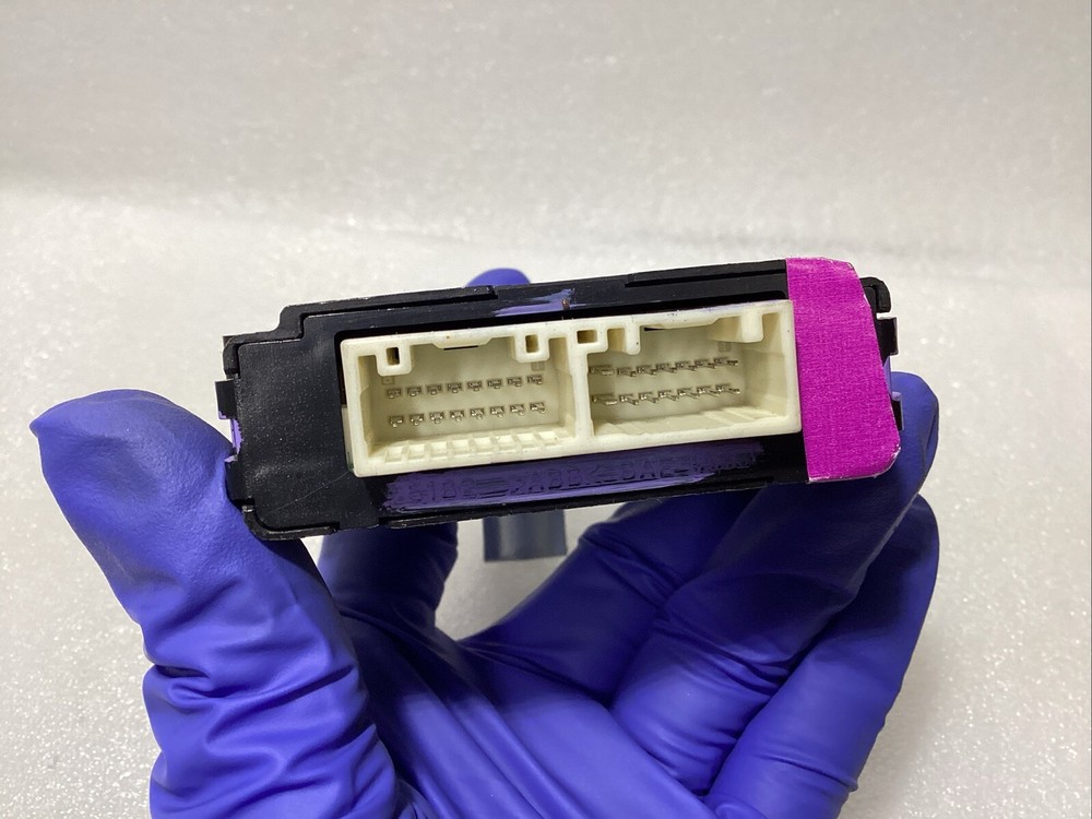 2010-2012 LEXUS RX450H LEFT DRIVER SIDE DOOR MIRROR MEMORY CONTROL MODULE OEM