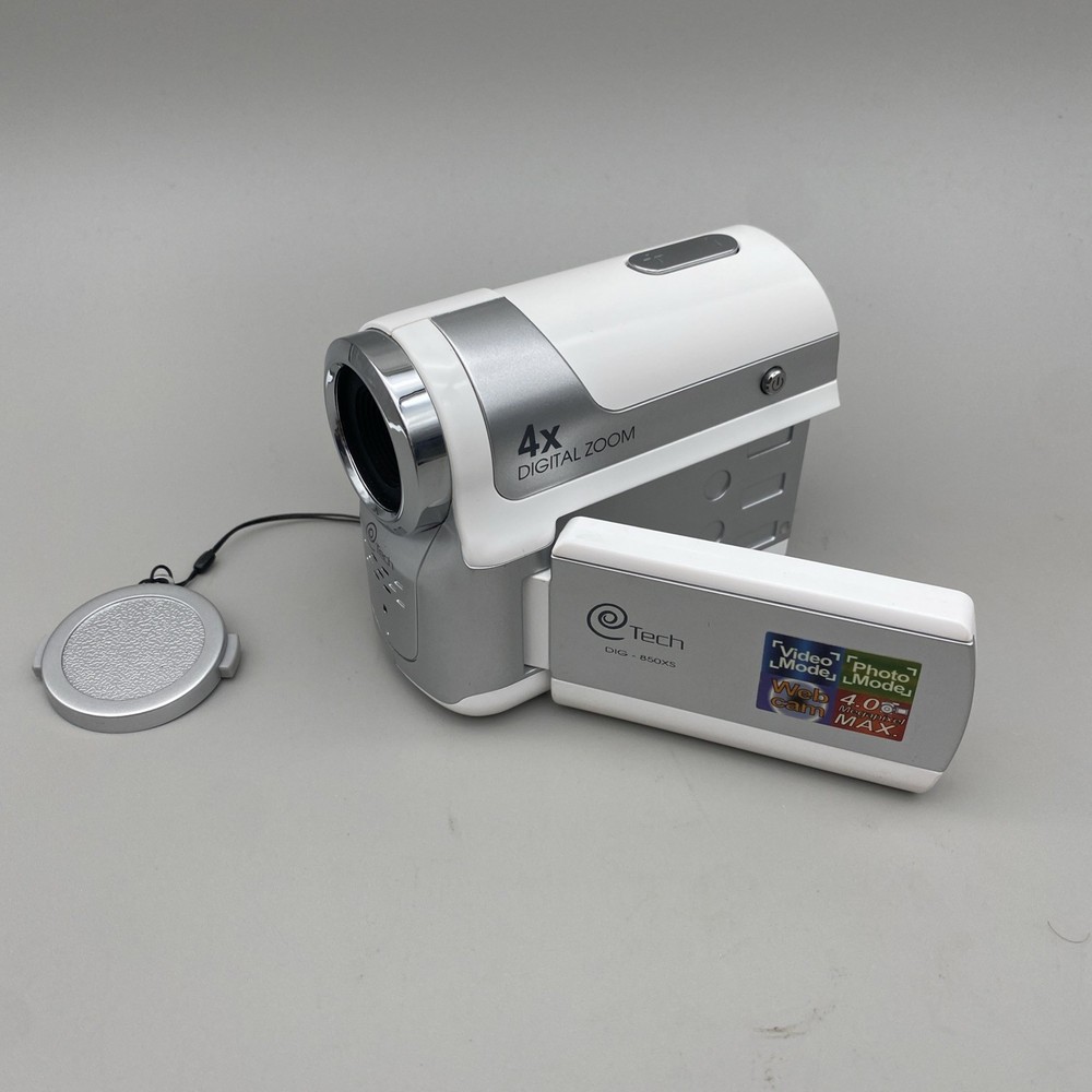 e Tech DIG-850XS Camcorder and case.