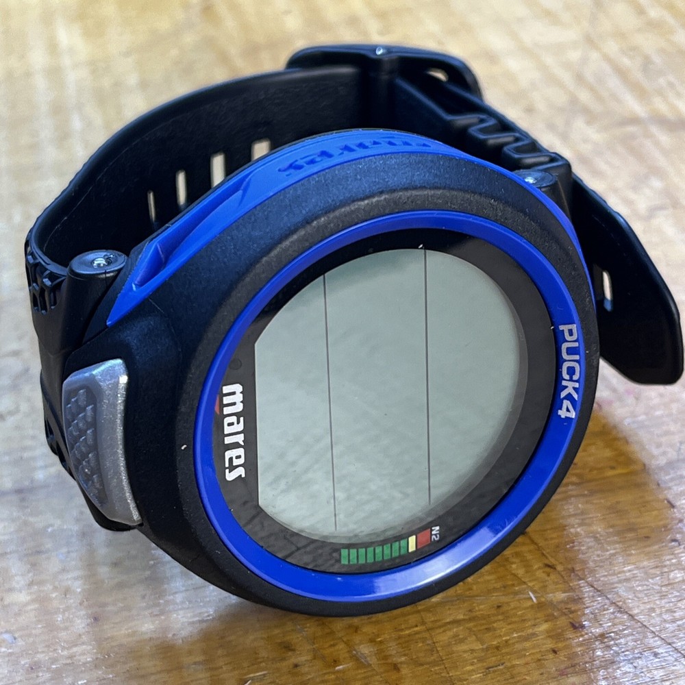 Mares PUCK 4  Wrist Dive Computer - Black/Blue- 414149-BKBL