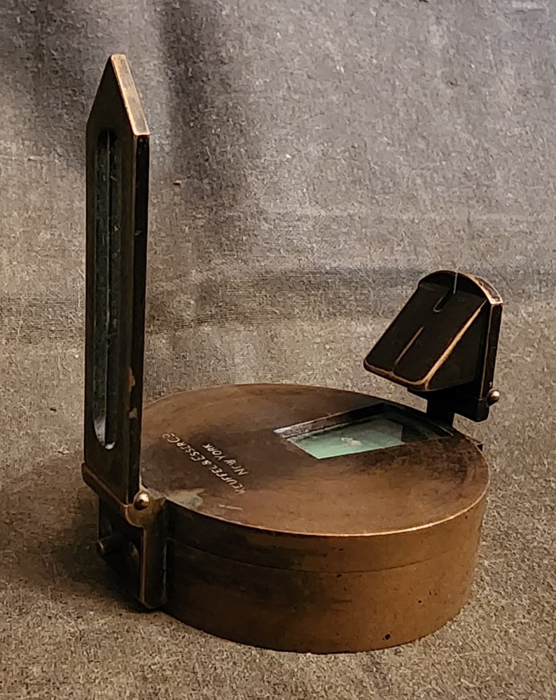 VINTAGE WWI BRASS KEUFFEL & ESSER COMPASS .
