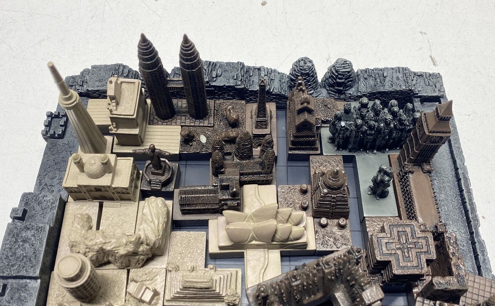 Cathedral World Board Game Landmarks Edition
