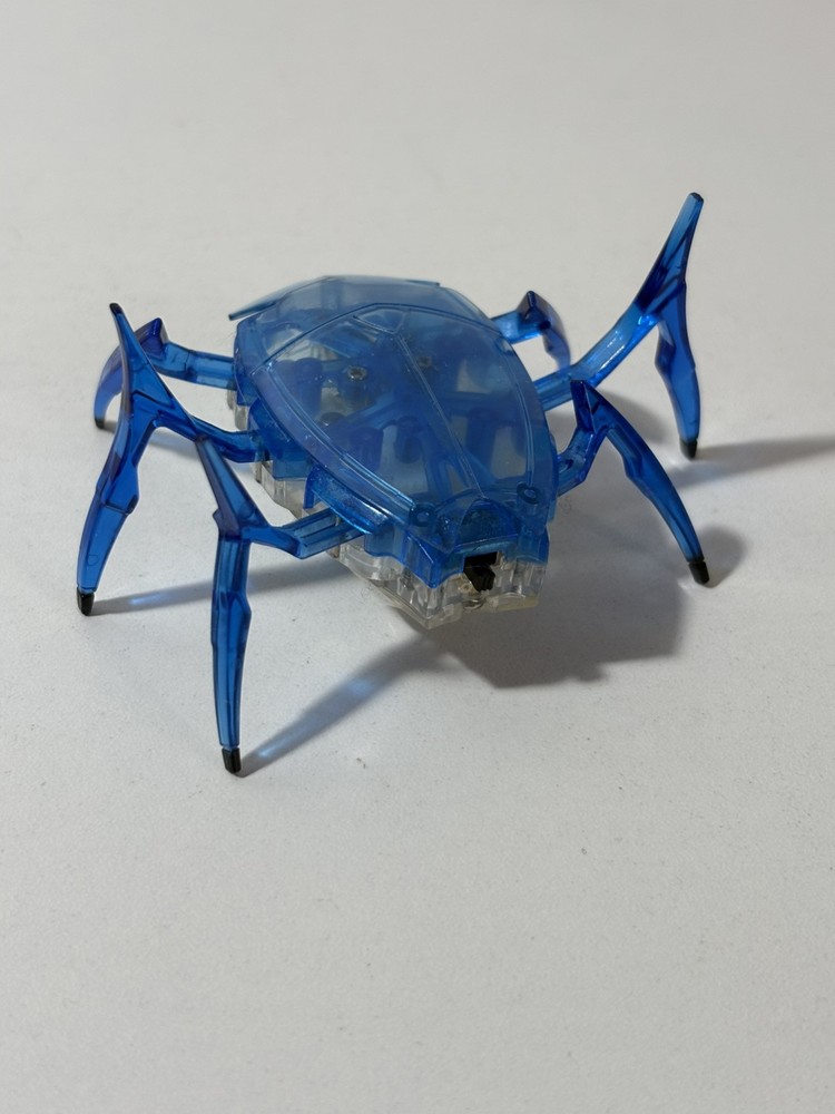 HexBug Blue Scarab Robotic Working