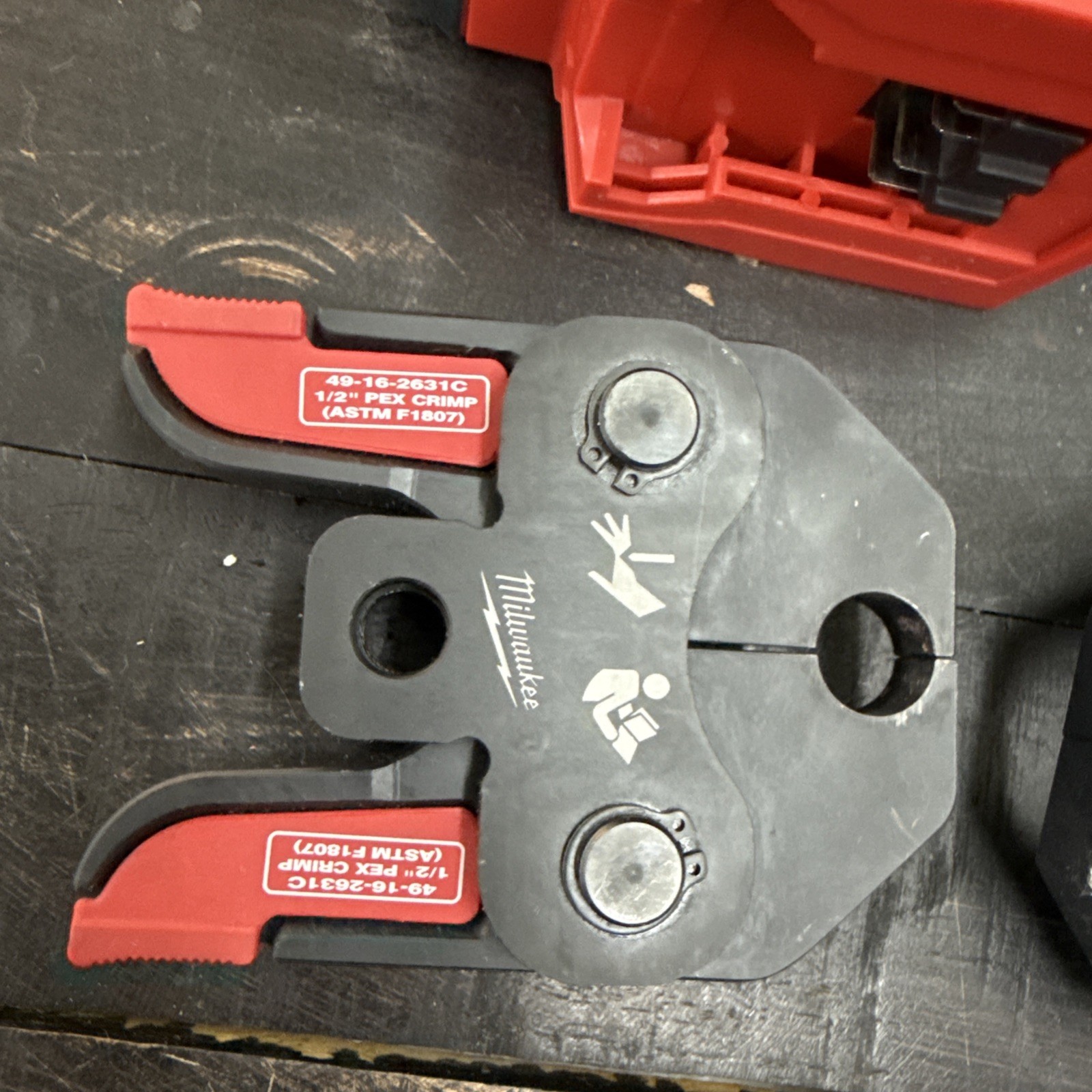 Milwaukee M18 short throw press tool 2674-20 with 3 head Please Read !!!