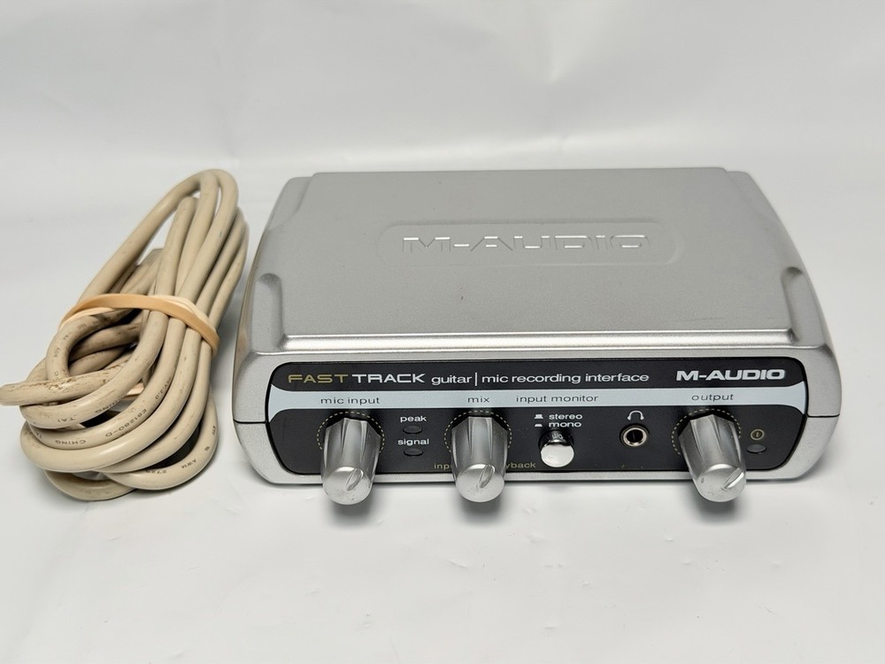 M-Audio Fast Track Guitar Instruments Mic Recording USB Digital Interface