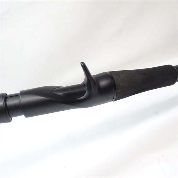 JACKALL Revoltage RV-C610H Cond/B