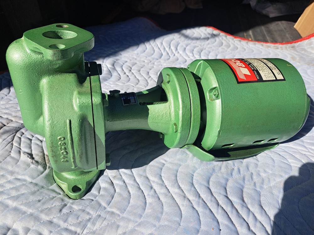 Taco 111-8 EF Cast Iron Three-Piece Circulator Pump