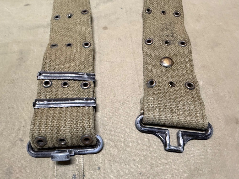 ORIGINAL WWII US ARMY M1942 PISTOL AMMO EQUIPMENT FIELD BELT-OD#7, DATED:1945