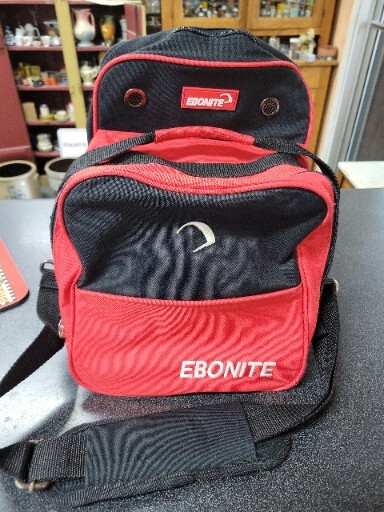RED/BLACK : Ebonite bowling bag. Child Size
