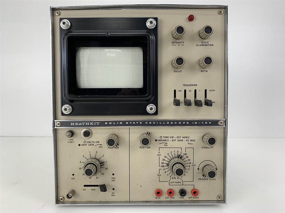 Heathkit Solid State Oscilloscope IO-104